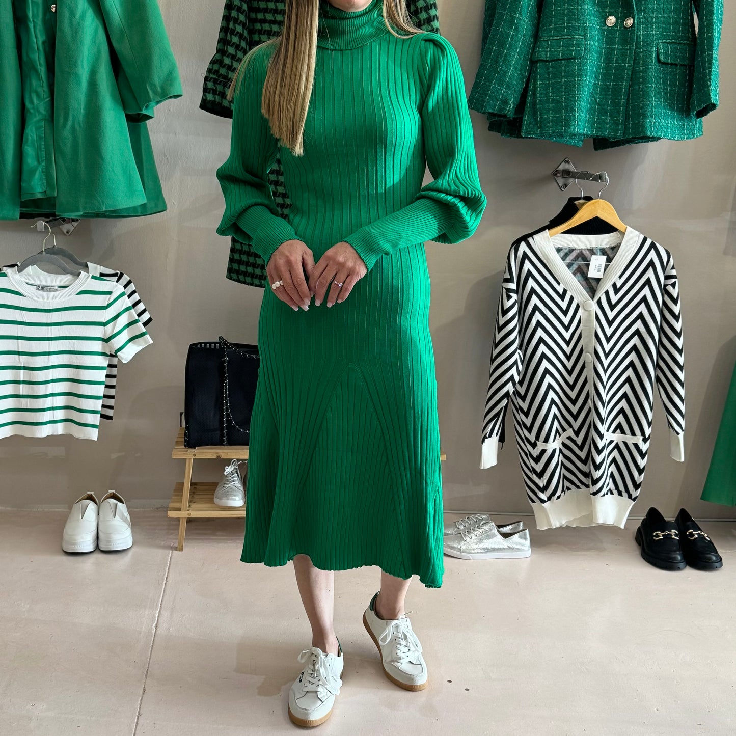 Green Long Sleeve Poloneck Dress