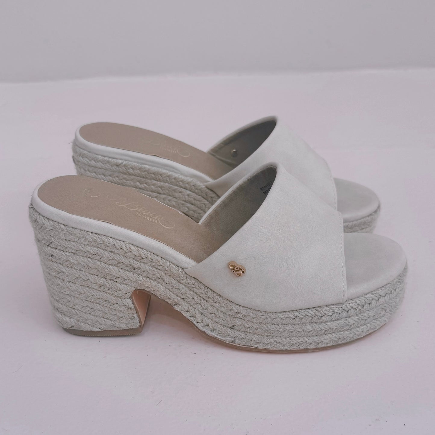 Bonnet 2 Bone (Shoe)