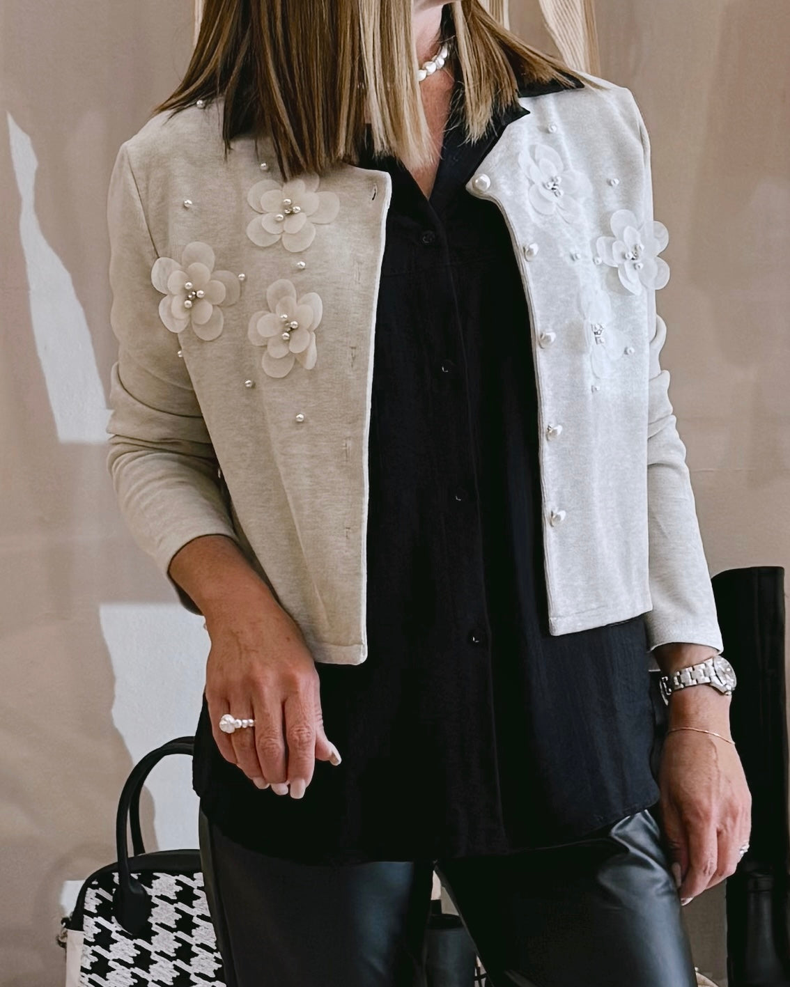 Flower and Pearl Jersey Beige