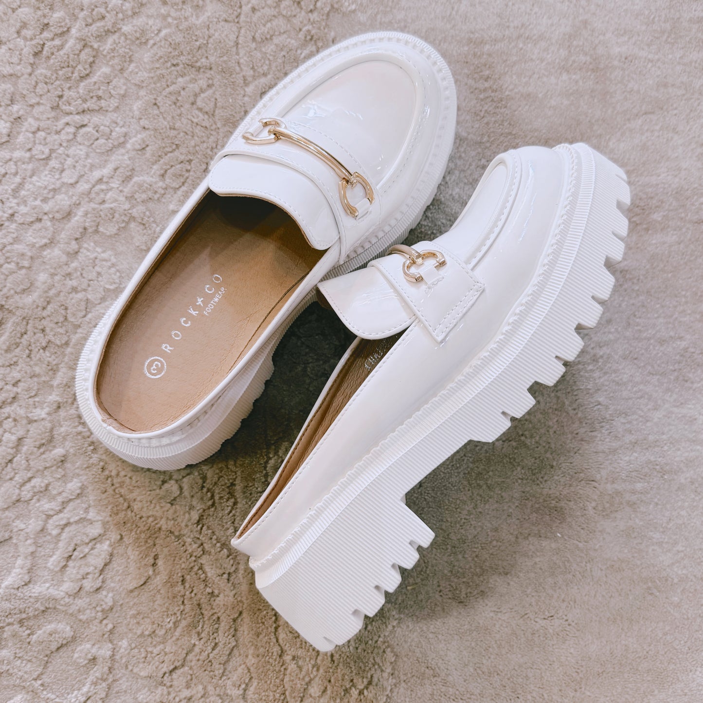 Chainz 16 White Shoe