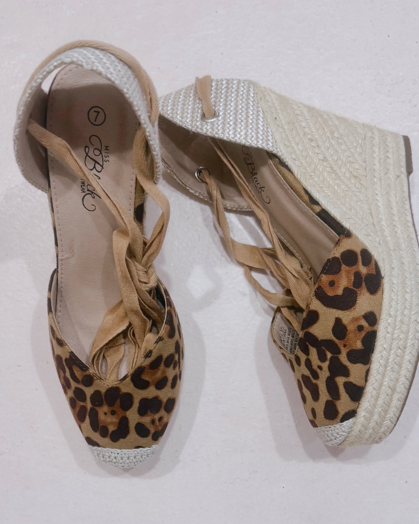 Moniker 2 Leopard