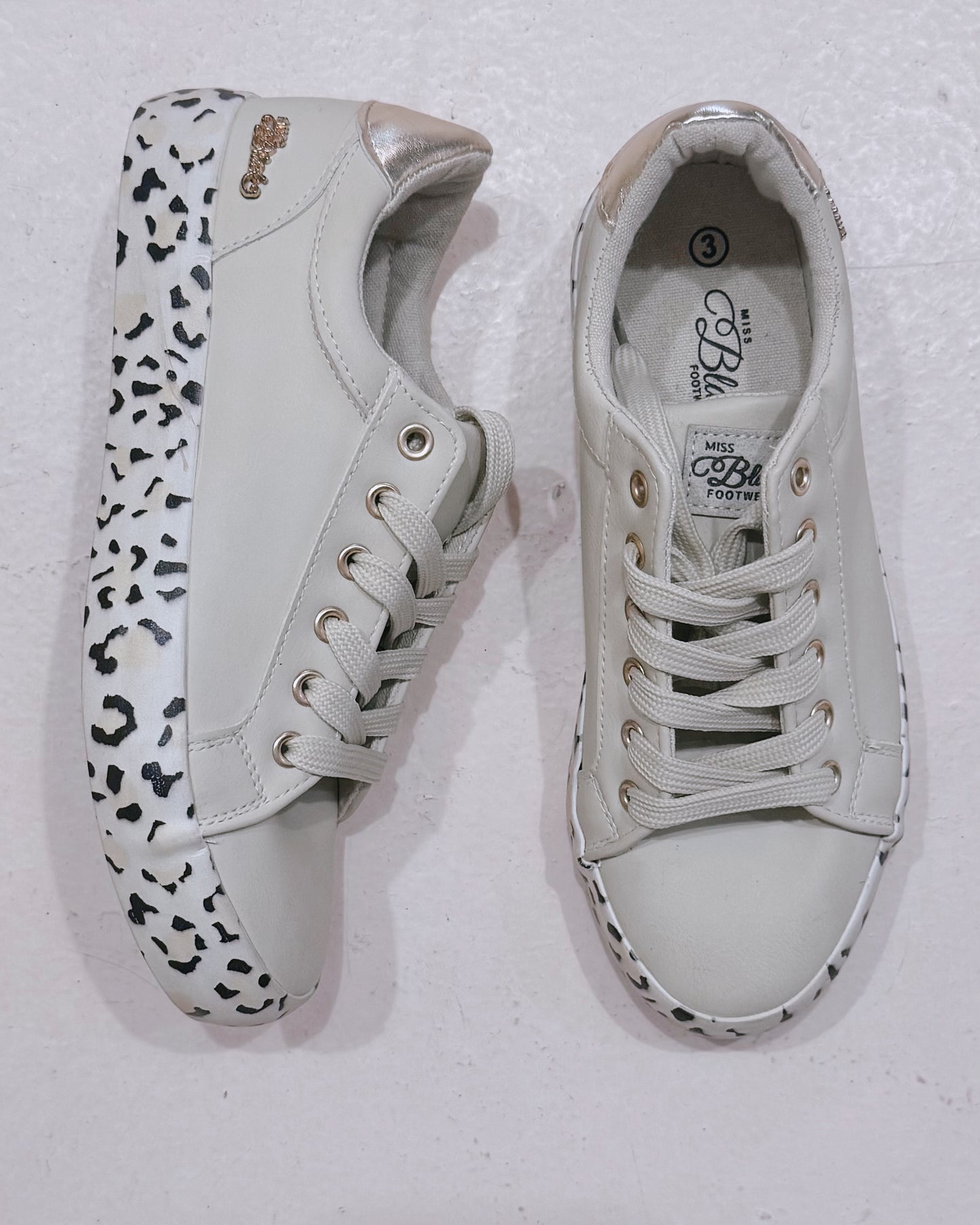 Baker 16 sneaker