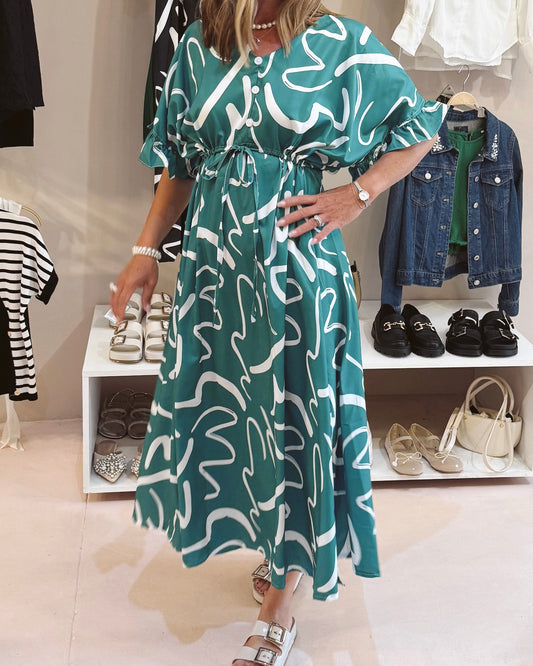 Mattika Pattern Dress Green