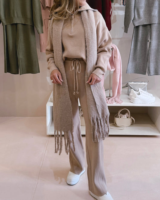 Chunky Taupe Scarf