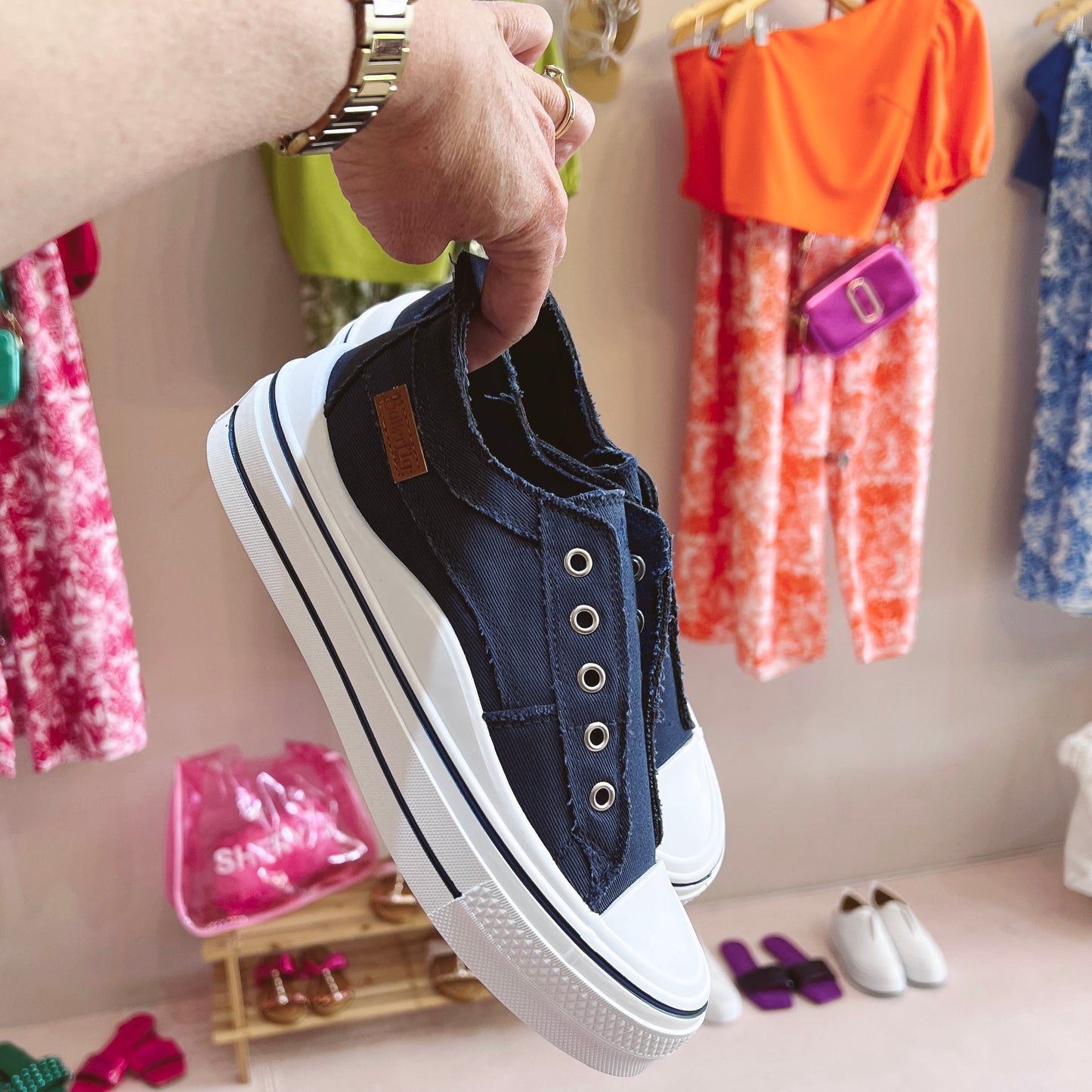 Wave 4 Navy